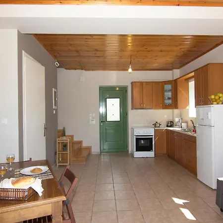 Mani Cosy View Maisonette