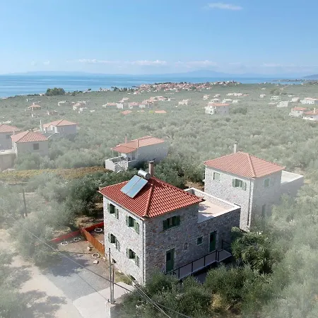 Mani Cosy View Maisonette Holiday home Riglia