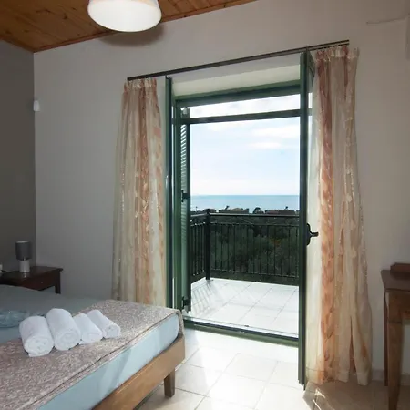Mani Cosy View Maisonette Riglia