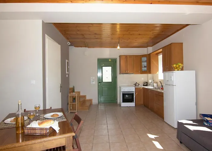 Mani Cosy View Maisonette