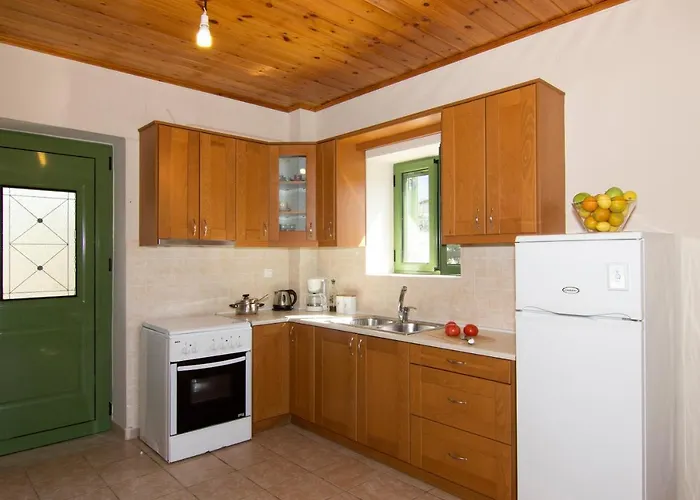 Feriehus Mani Cosy View Maisonette Riglia