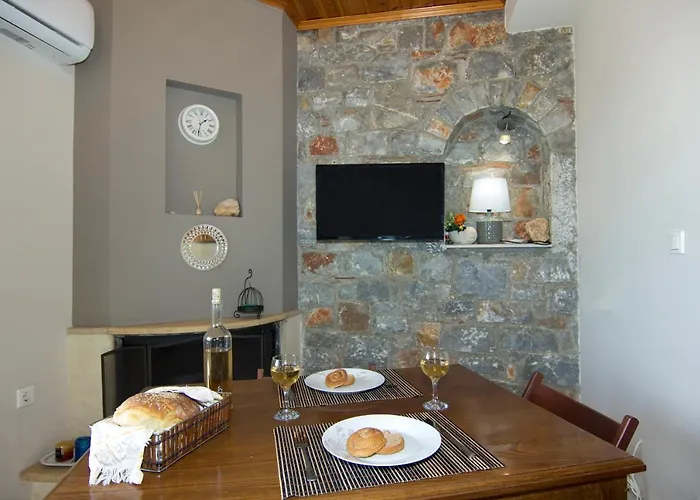 Feriehus Mani Cosy View Maisonette