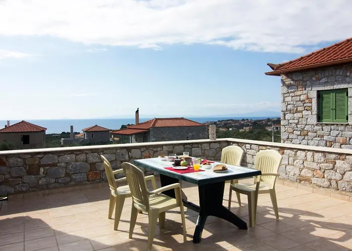 Feriehus Mani Cosy View Maisonette