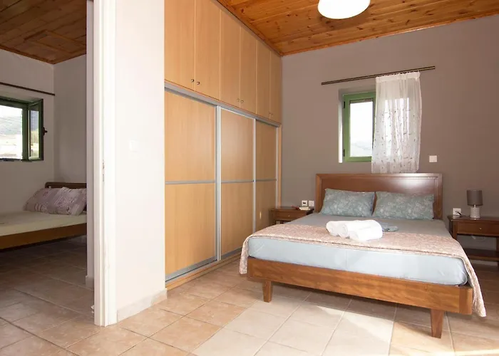 Mani Cosy View Maisonette *